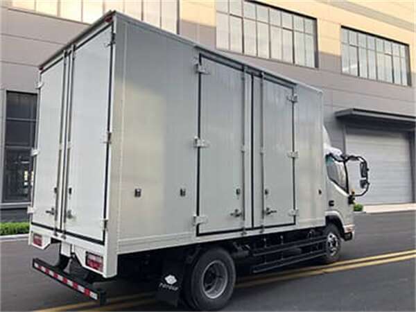 CFRT纖維(wéi)熱複合(hé)闆替代(dai)汽車傳(chuán)統鋼構(gòu)減重