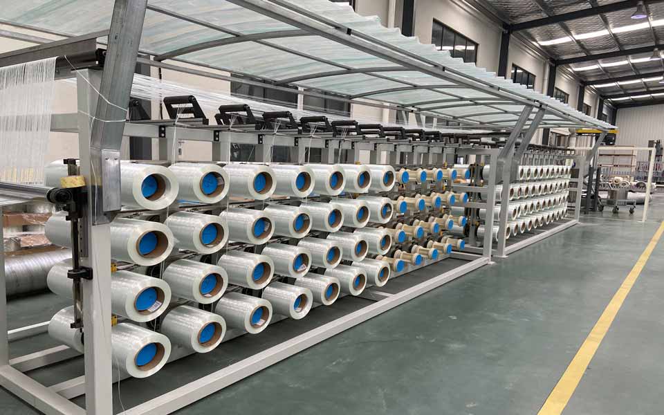 什麽(me)是連續(xù)纖維增(zeng)強熱塑(su)性複合(he)材料（CFRTP），優(yōu)勢是什(shi)麽(圖1)